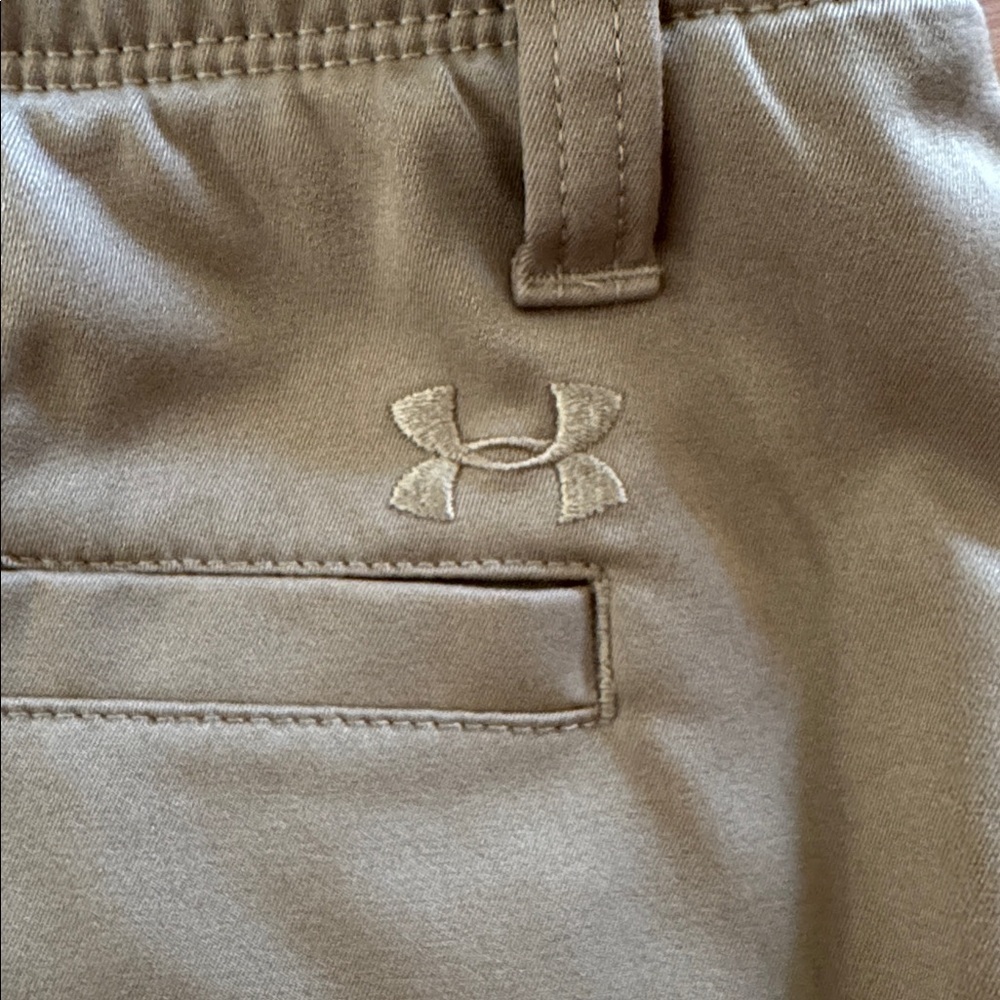 Under Armour Boys Golf Shorts - Picture 4 of 4